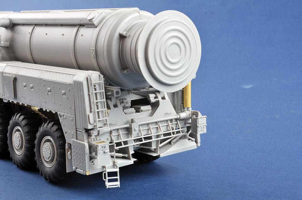 1/35 15U175 TEL of RS-12M1 Topol-M ICBM Complex - Hobby Sense