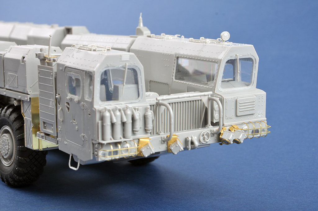 1/35 15U175 TEL of RS-12M1 Topol-M ICBM Complex - Hobby Sense