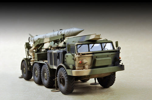 1/72 Russian 9P113 TEL w/9M21 Rocket of 9K52 Luna-M Short-Range Artillery Rocket System FROG-7 - Hobby Sense