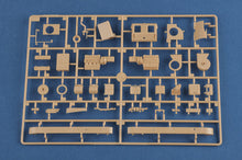 1/35 French R35 with FCM Turret - Hobby Sense