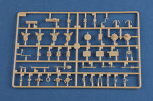 1/35 French R35 with FCM Turret - Hobby Sense