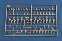 1/35 French R35 with FCM Turret - Hobby Sense