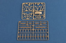 1/35 French R35 with FCM Turret - Hobby Sense
