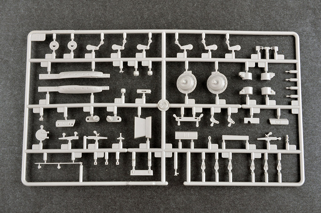 1/35 Soviet Obj.172 T72 Ural - Hobby Sense