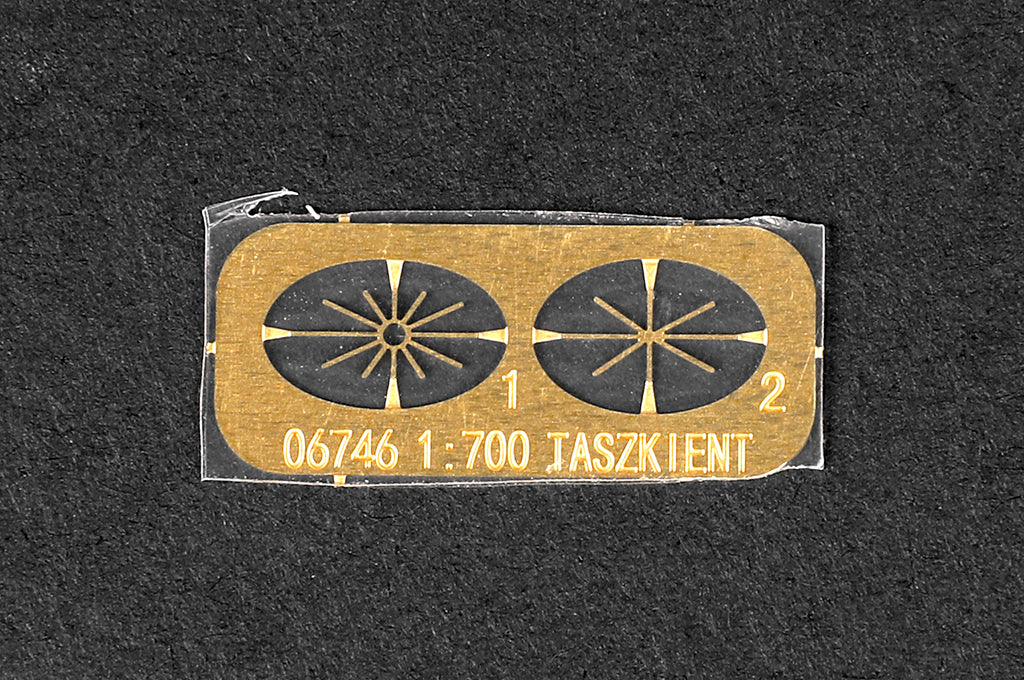 1/700 Russian Destroyer Taszkient 1942 - Hobby Sense