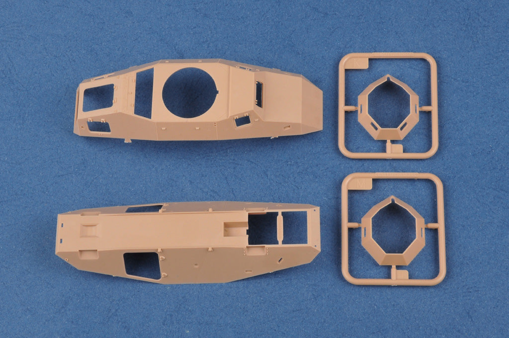 1/35 German Sd.Kfz.221 Leichter Panzerspahwagen (1st Series) - Hobby Sense