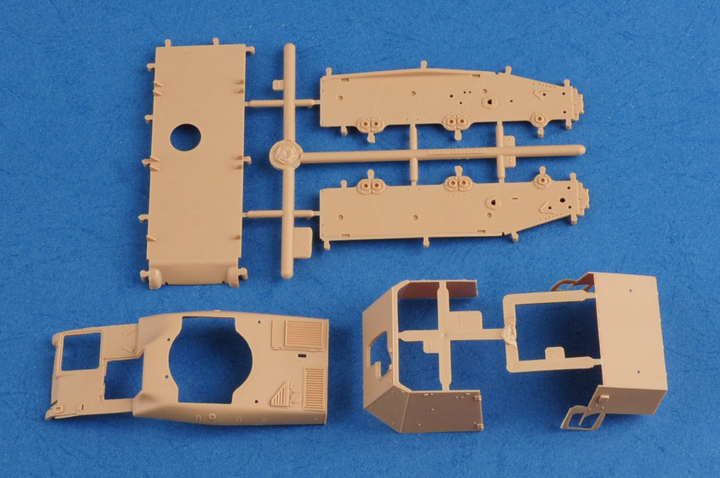 1/35 Befehlsfahrzeug auf Fgst. Pz.Kpfw.35 R 731(f) - Hobby Sense