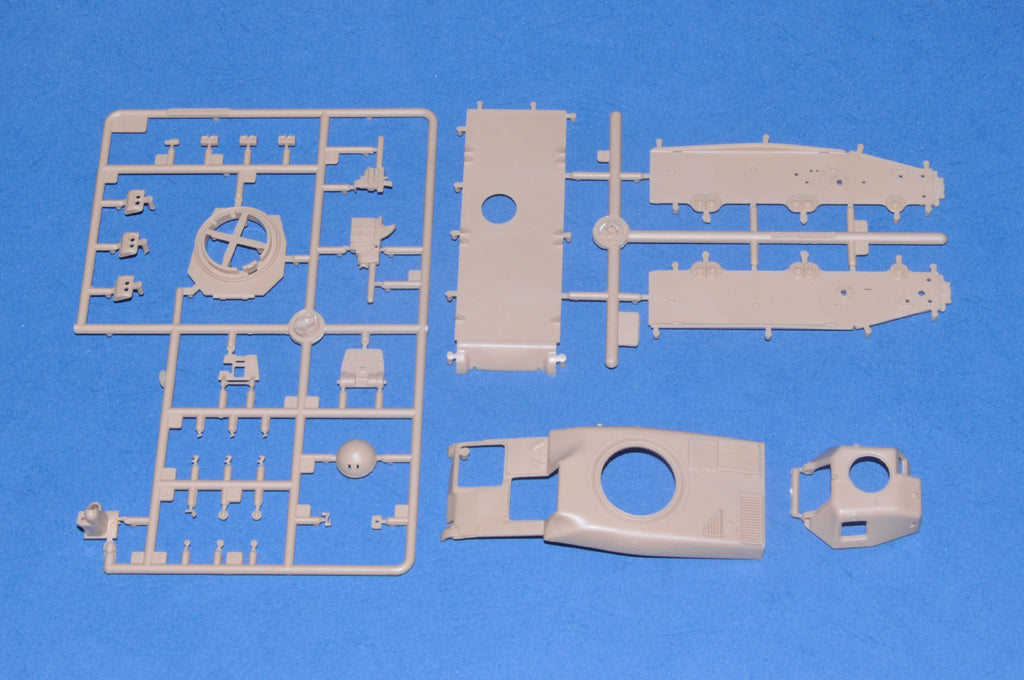 1/35 French R35 Light Infantry Tank - Hobby Sense