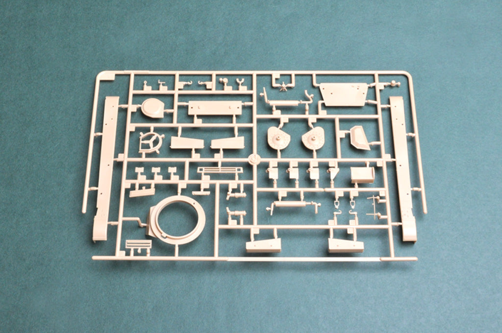 1/35 Hungarian Light Tank 38M Toldi I (A20) - Hobby Sense