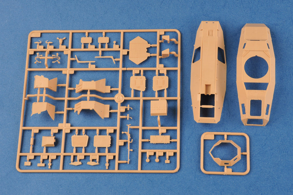 1/35 German Le.Pz.Sp.WgSd.Kfz.221 Leichter Panzerspahwagen-Late - Hobby Sense