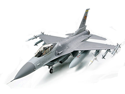 1/32 Lockheed Martin F16CJ Block 50 Fighting Falcon - Hobby Sense