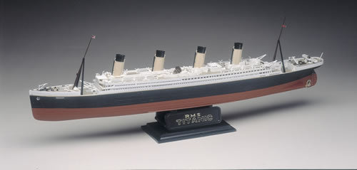 1/570 RMS Titanic - Hobby Sense