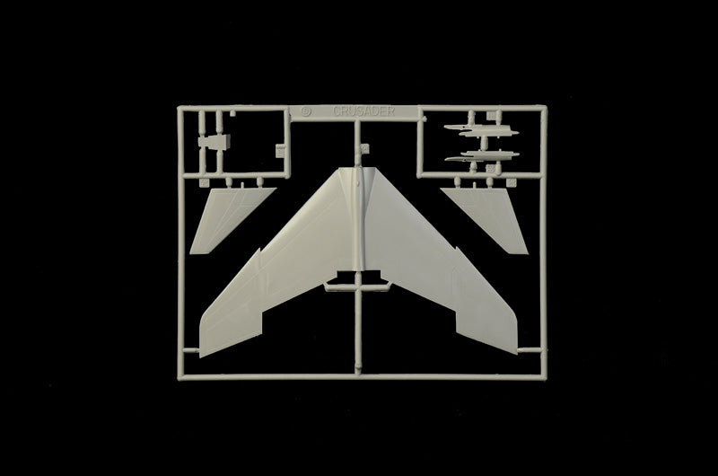 1/72 F8E Crusader - Hobby Sense