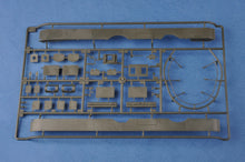 1/35 Soviet T35 Heavy Tank Early - Hobby Sense