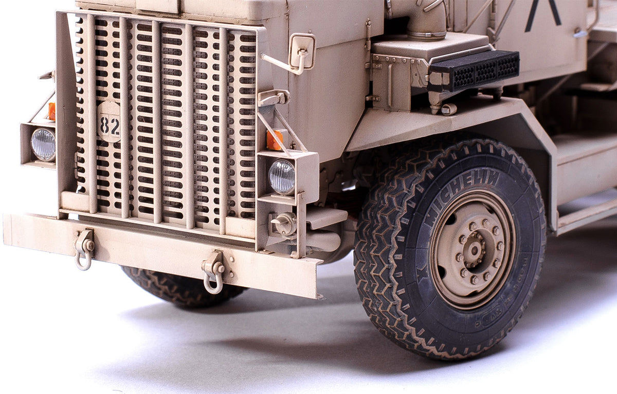 1/35 US M911 C-HET (8x6) and M747 Heavy Equipment Semi-Trailer - Hobby Sense