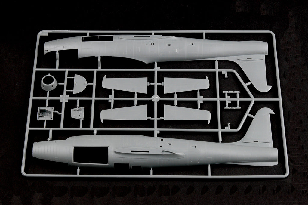 1/32 F84E Thunderjet - Hobby Sense