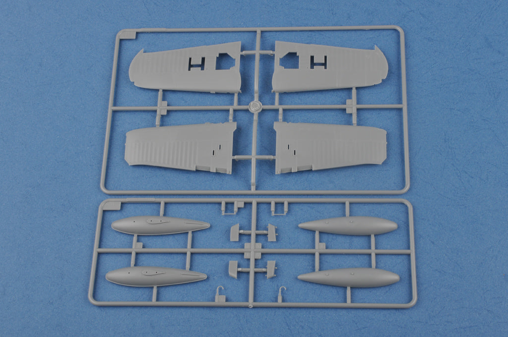 1/48 F4U 4B Corsair - Hobby Sense