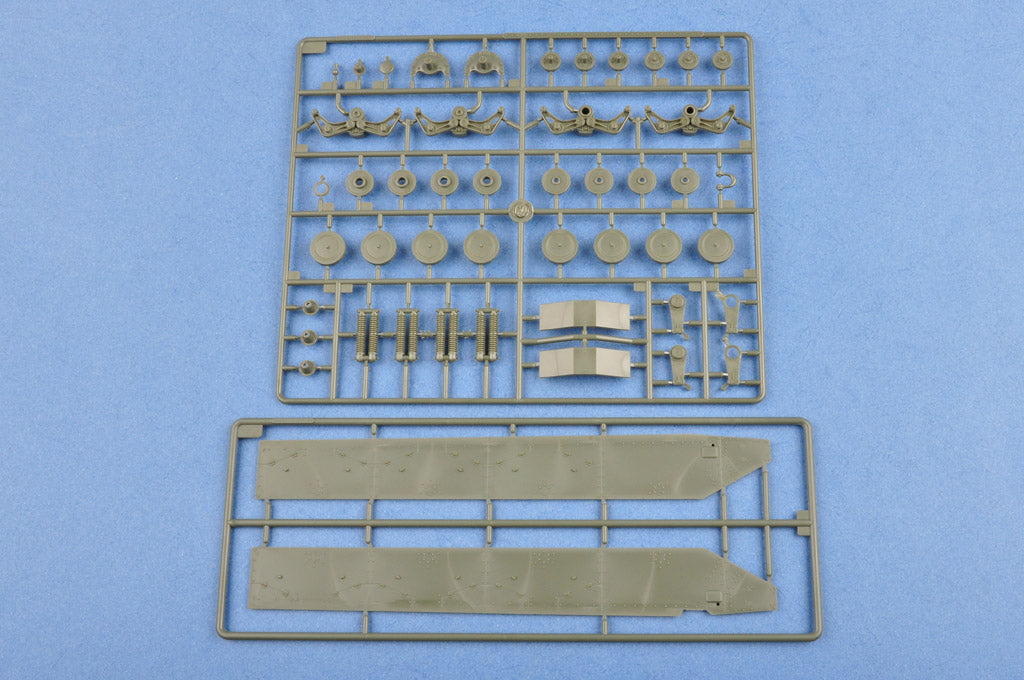1/35 Soviet T35 Heavy Tank Late - Hobby Sense