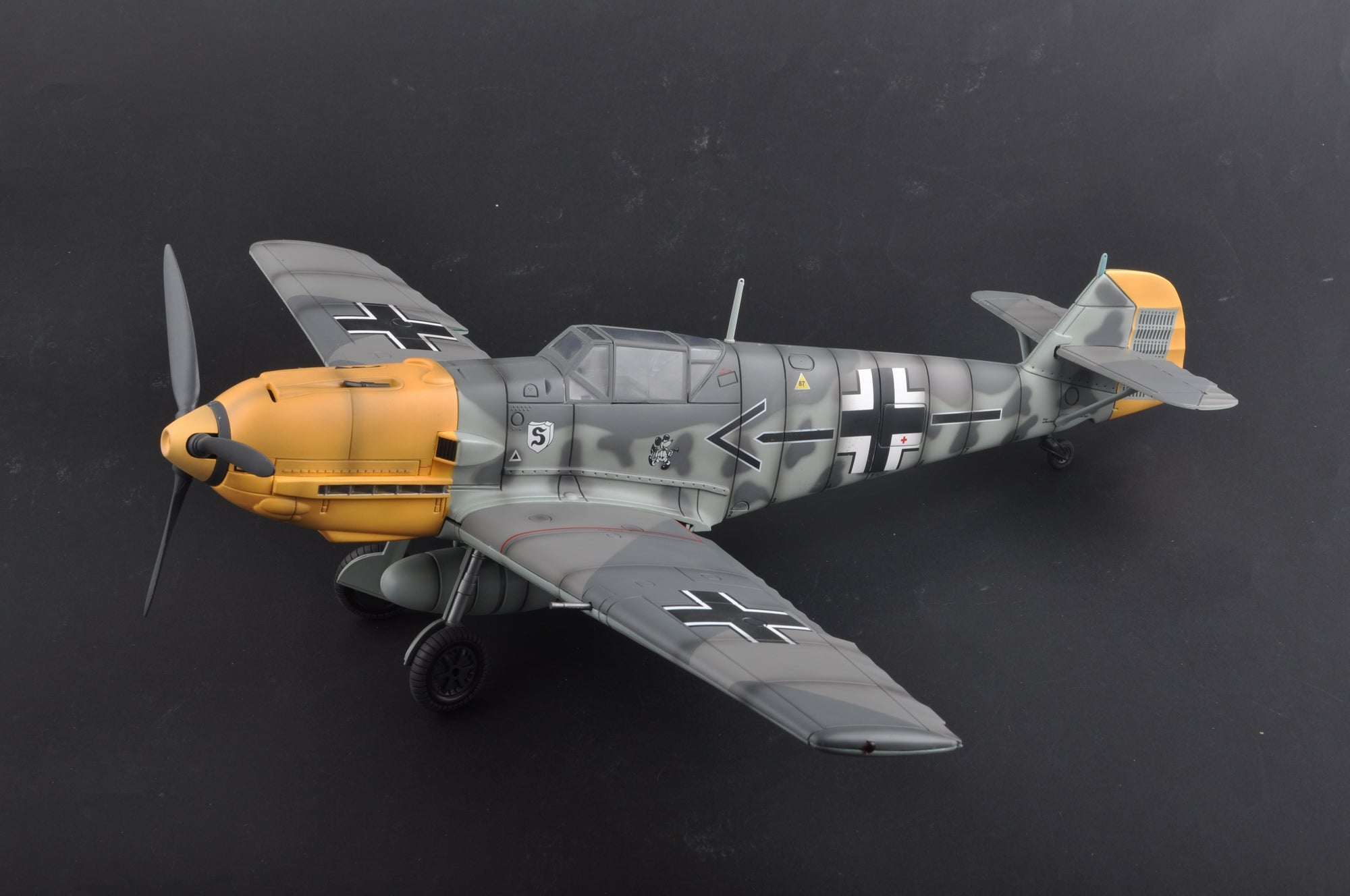 1/18 Messerschmitt Bf 109E, Sep. 1940 - Hobby Sense