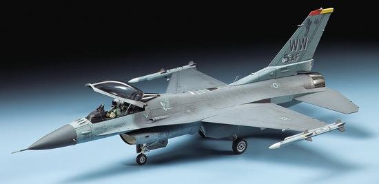 1/72 F-16CJ Fighting Falcon - Hobby Sense