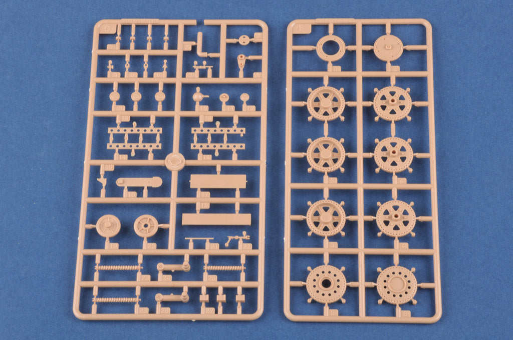 1/35 Soviet D38 Tank - Hobby Sense