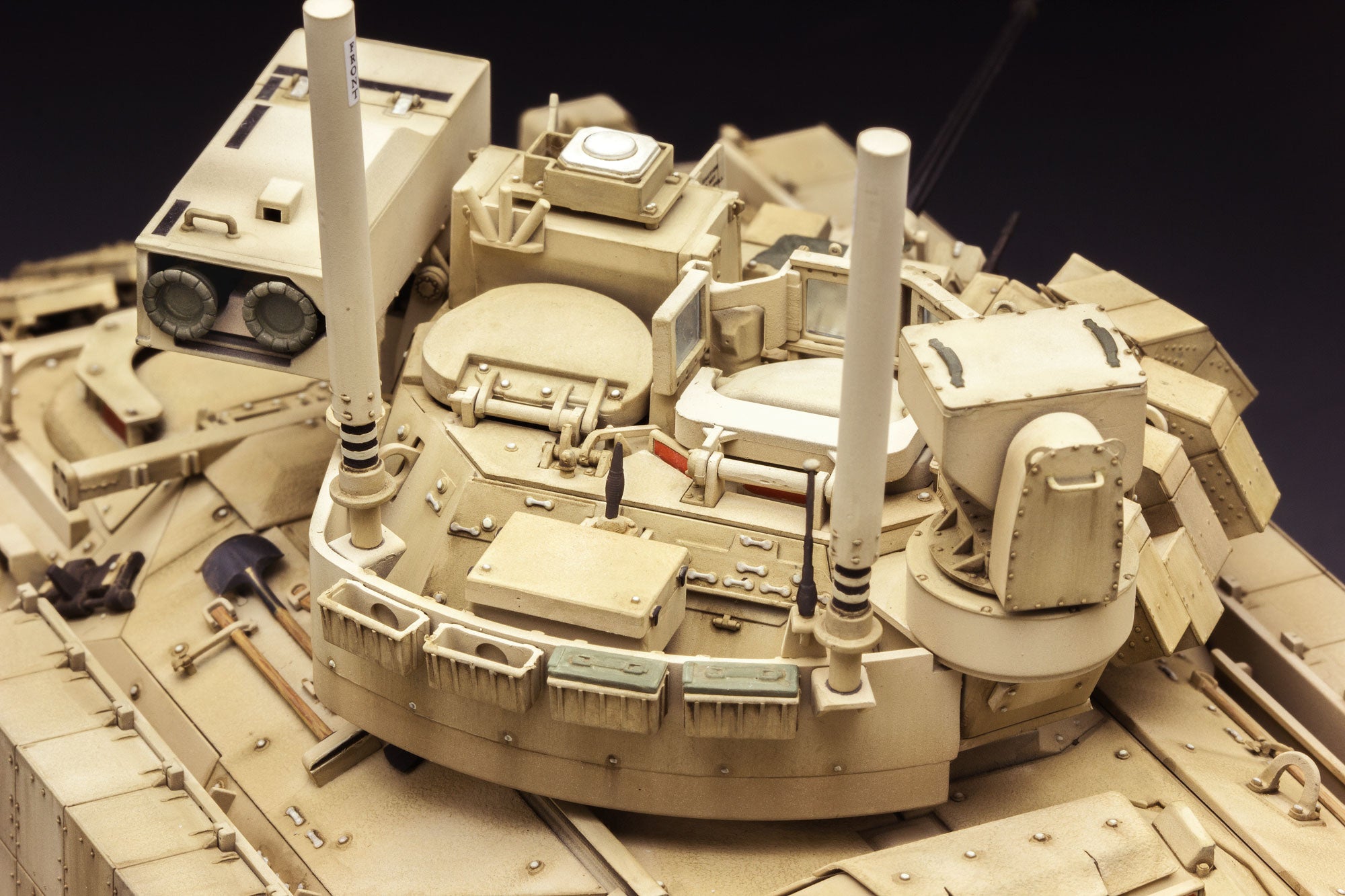 1/35 US Cavarly Fighting Vehicle M3A3 BRADLEY w/BUSK III - Hobby Sense