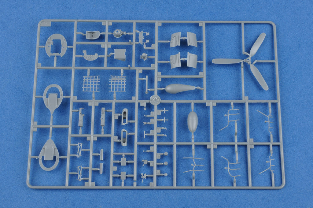 1/48 F4U1 Corsair Early Version - Hobby Sense
