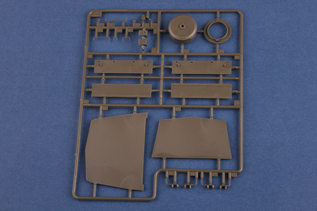 1/35 Soviet MBV2 Armored Train - Hobby Sense