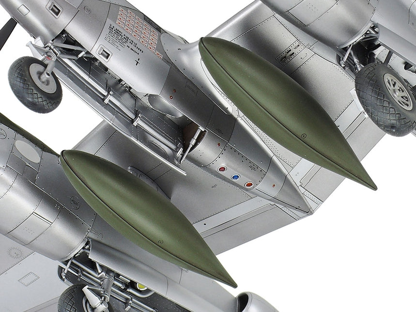 1/48 Lockheed P38J Lightning - Hobby Sense