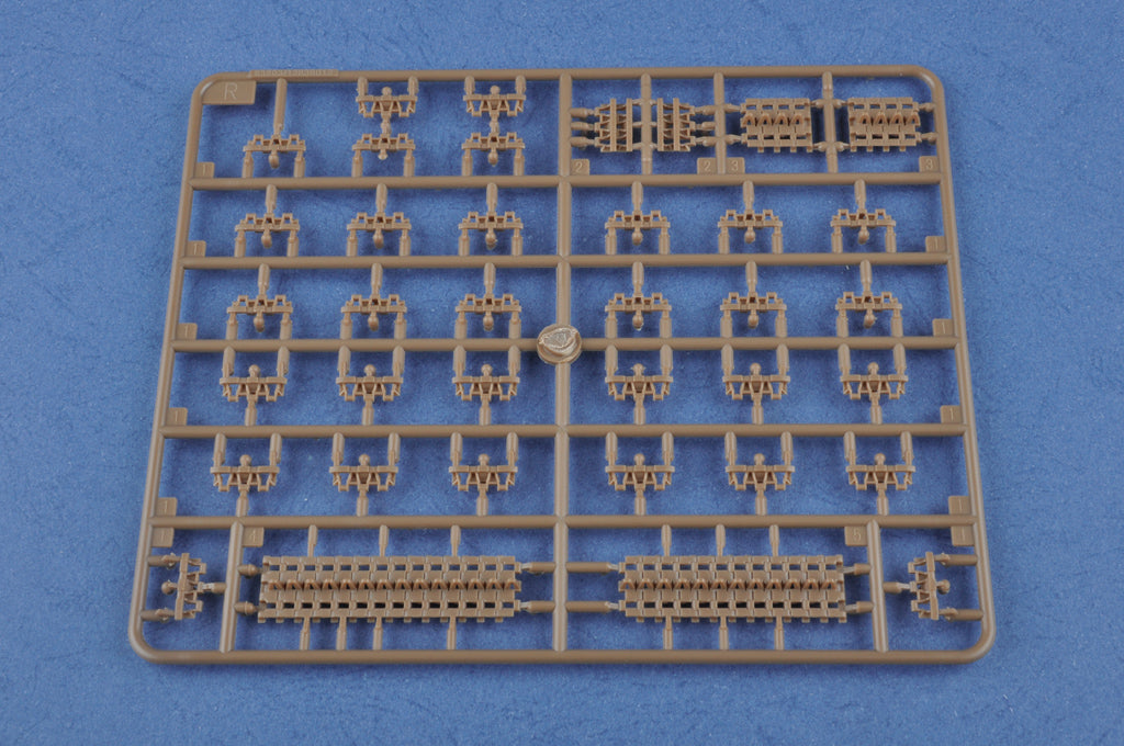 1/35 German PzKpfw.II Ausf.J (VK1601) - Hobby Sense