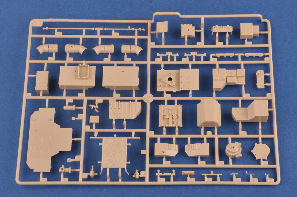 1/35 Russian 9K79 Tochka (SS-21 Scarab) IRBM, full interior - Hobby Sense