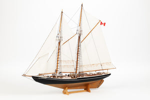 1/100 Bluenose II Canadian Schooner - Hobby Sense