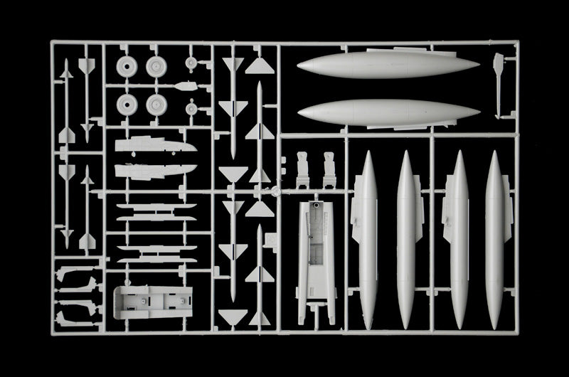 1/48 RF 4E Phantom II - Hobby Sense