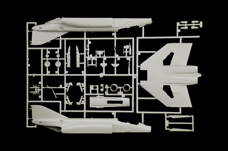 1/72 F4E/F Phantom II - Hobby Sense