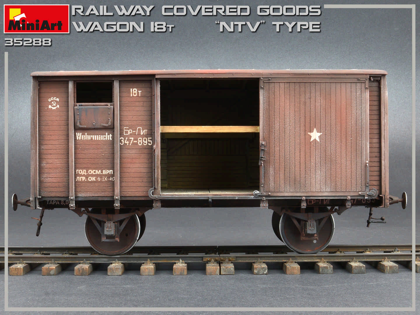 1/35 Railway Covered Goods Wagon 18t 