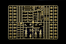 1/35 Pz.Kpfw.IV F1/F2/G With Afrika Korps Infantry - Hobby Sense