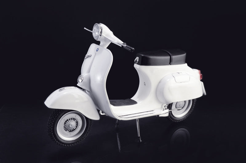 1/9 Vespa 125 Primavera - Hobby Sense