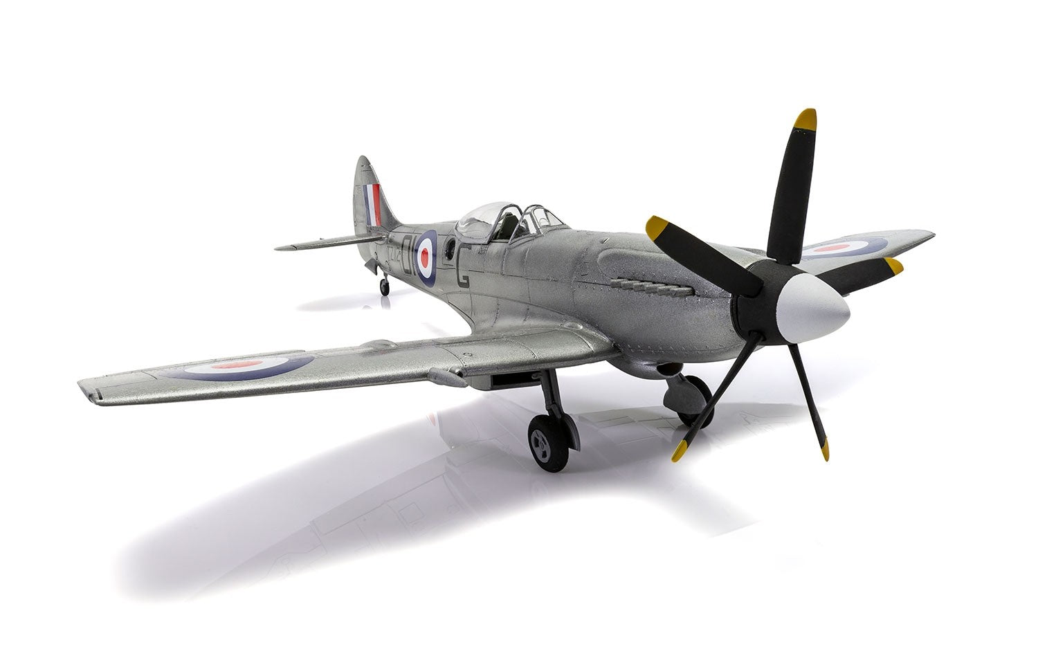 1/48 Supermarine Spitfire FR Mk.XIV with Canadian Markings - Hobby Sense
