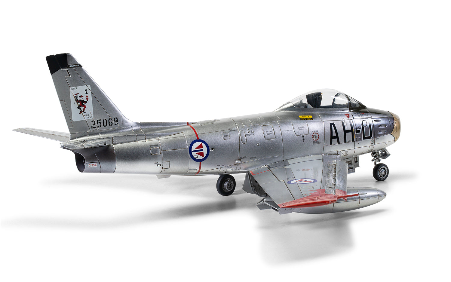 1/48 North American F-86F-40 Sabre - Hobby Sense