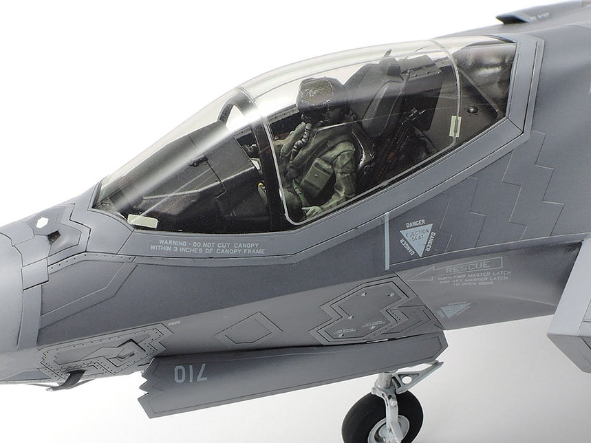 1/48 Lockheed F35A Lightning II - Hobby Sense