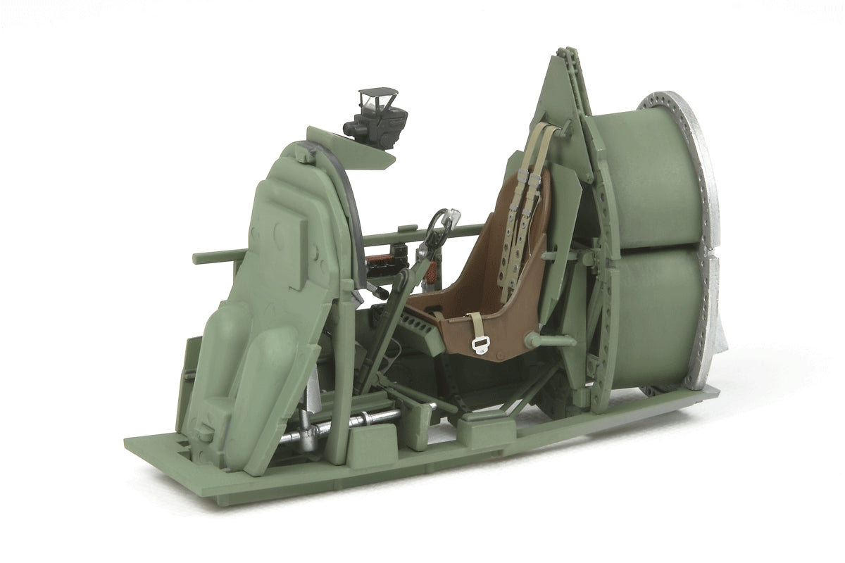 1/32 Supermarine Spirfire MK.XVIE - Hobby Sense