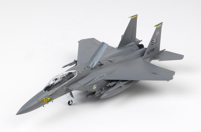 1/72 USAF F-15E "333RD Fighter Squadron" - Hobby Sense