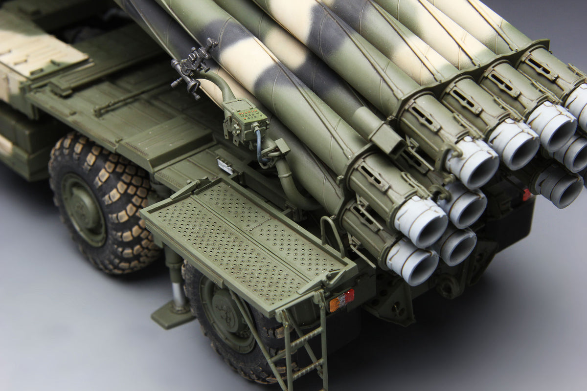1/35 9A52-2 Smerch Russian Long-Range Rocket Launcher - Hobby Sense