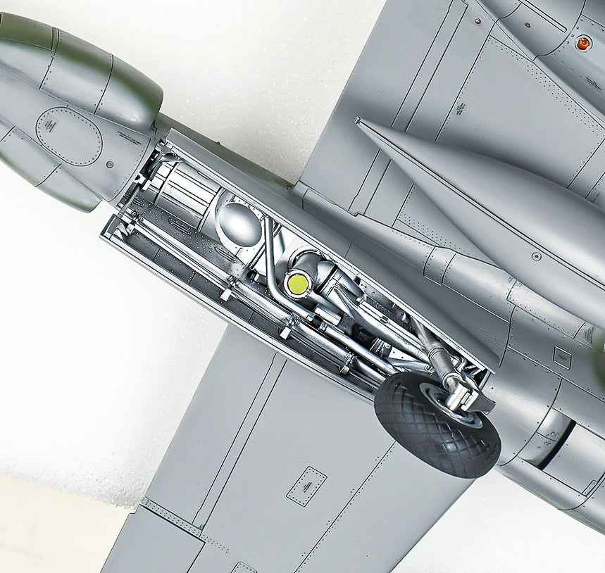1/48 Lockheed P38 F/G Lightning - Hobby Sense