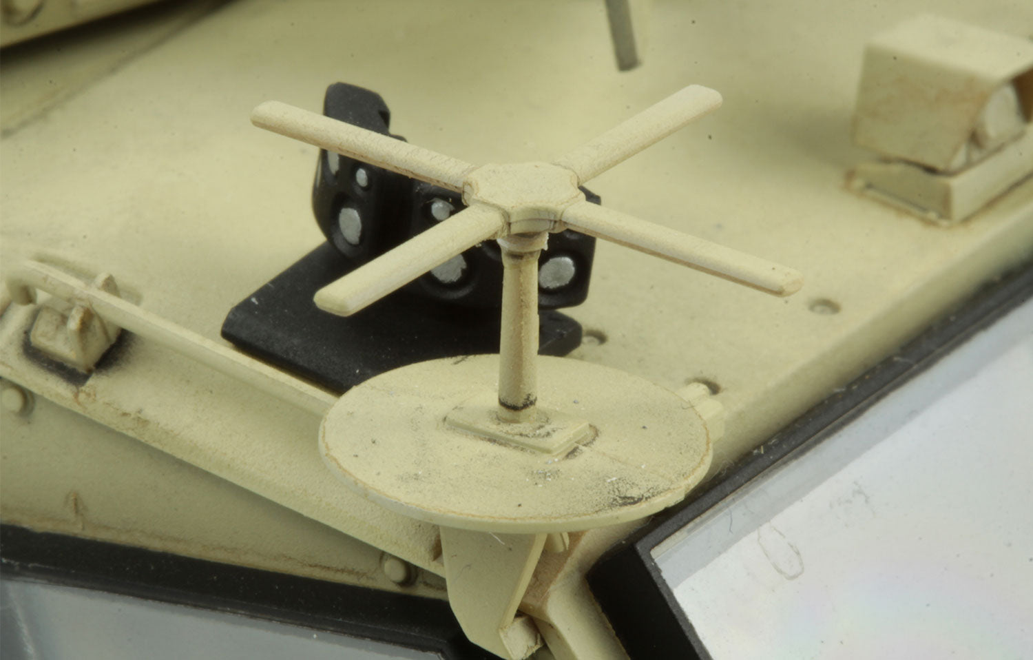 1/35 British Army Husky TSV (Tactical Support Vehicle) - Hobby Sense