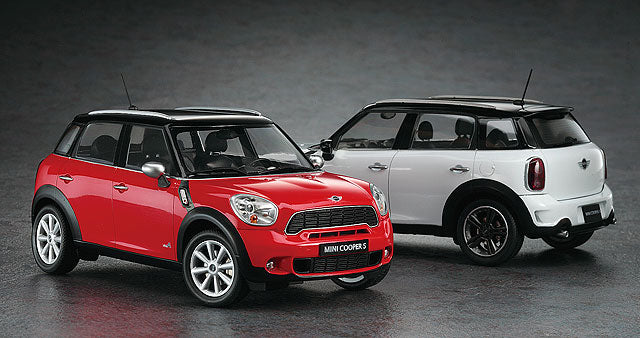 1/24 Mini Cooper S Countryman ALL4 4-Door Car - Hobby Sense