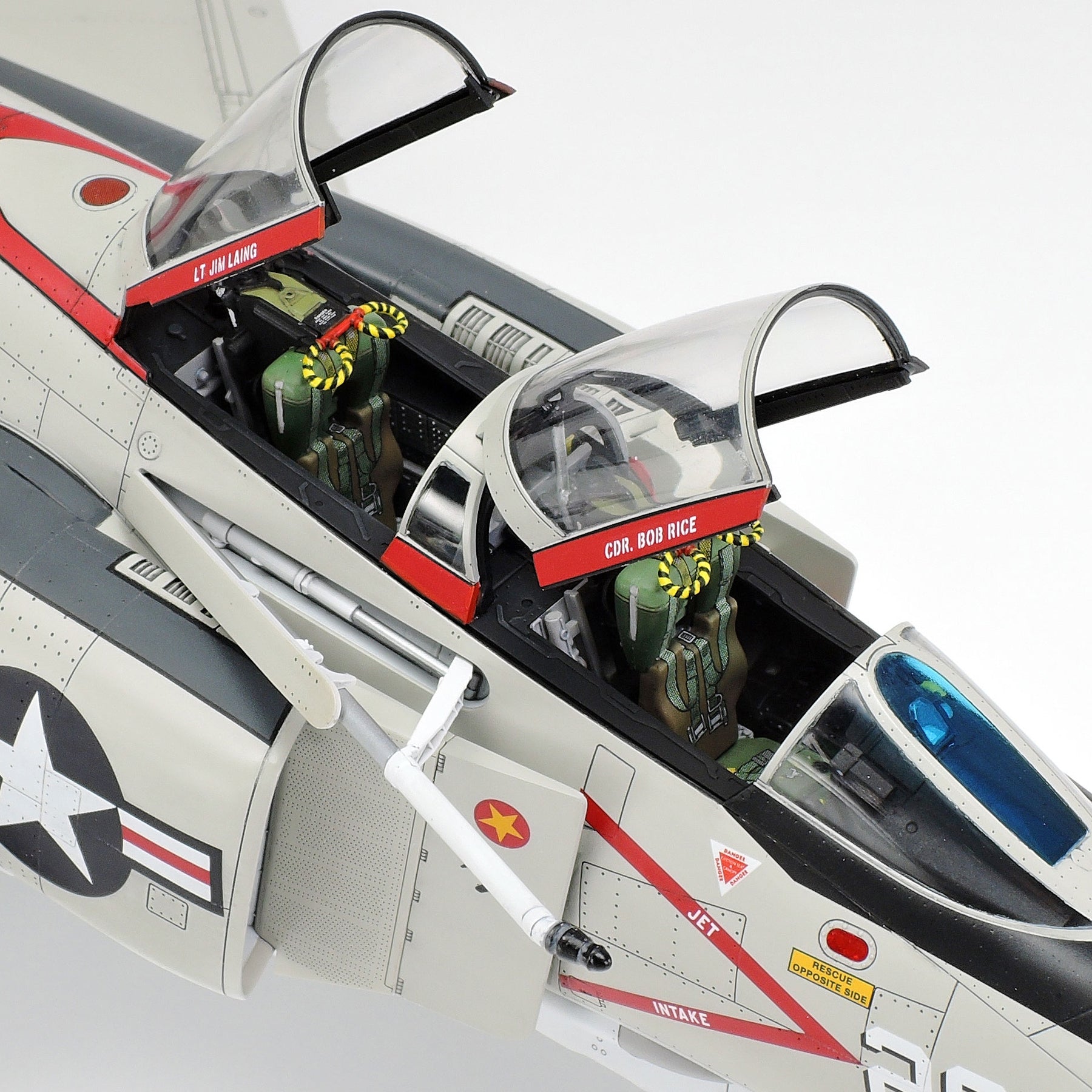 1/48 McDonnell Douglas F4B Phantom II - Hobby Sense