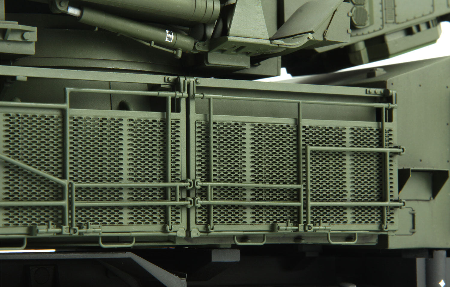 1/35 Russian Air Defense Weapon System 96K6 Pantsir S1 - Hobby Sense