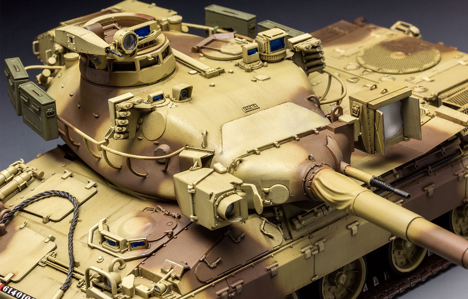 1/35 AMX-30B2 French Main Battle Tank