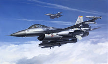 1/48 Lockheed Martin F16 CJ Block 50 Fighting Falcon - Hobby Sense